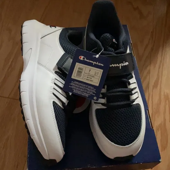 Champion® Motive Kids' Sneakers-Size:7-Navy White