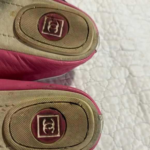 CHANEL VINTAGE Pink and White Women's Ballet Flat Shoes sz 42