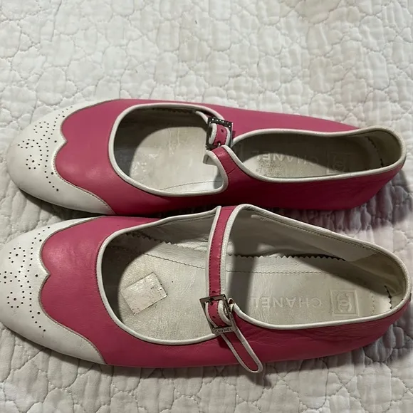 CHANEL VINTAGE Pink and White Women's Ballet Flat Shoes sz 42