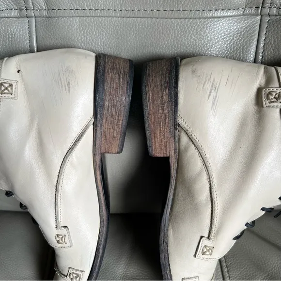 Charles David Leather Ankle Cream Lace-Up Boots Sz 6.5 Made in Italy Classic