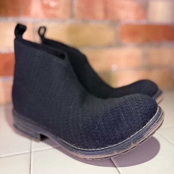 Charleston Shoe Company Liberty Ankle Boots in Black Women's size 10