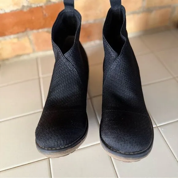 Charleston Shoe Company Liberty Ankle Boots in Black Women's size 10