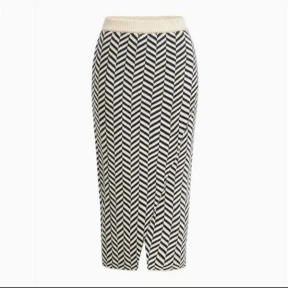 chevron pattern split hem skirt luxury elegant classic