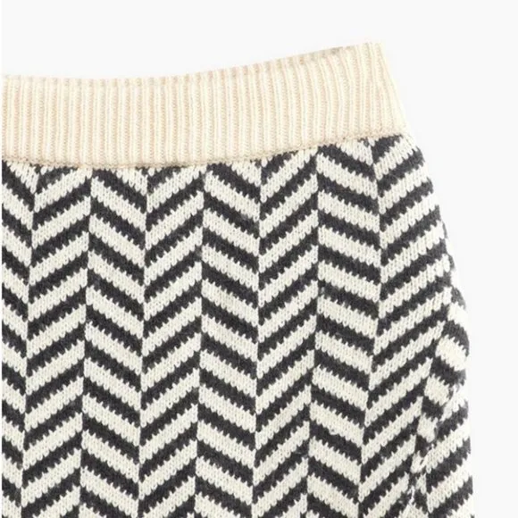 chevron pattern split hem skirt luxury elegant classic