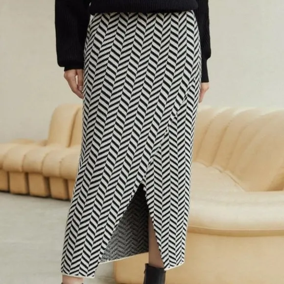 chevron pattern split hem skirt luxury elegant classic