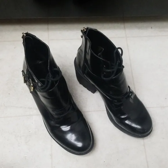 Chunky Black Ankle Boots by Report Signature