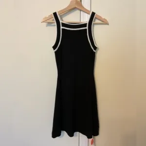 Cider Square Neck Knit Fabric Knitted Contrast Binding Sleeveless Dress