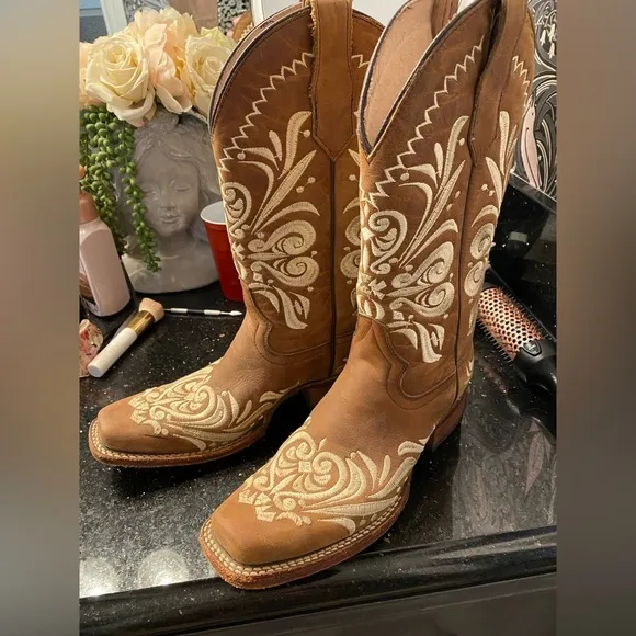CIRCLE G WOMEN'S EMBROIDERY WESTERN BOOTS - SQUARE TOE