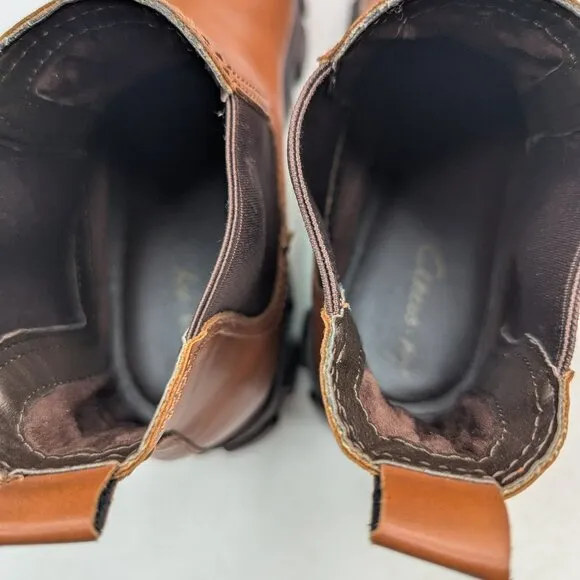 Circus by Sam Edelman Tan Chelsea Lug Sole Boots Size 10