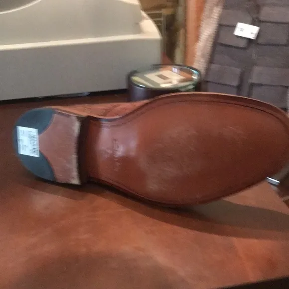 Clark wing tip ankle boots size 10m