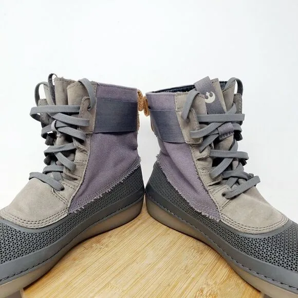 Clarks Boots Womens 8.5 Nature Star Wars Last Jedi Rey Ankle High Lace Up Shoes