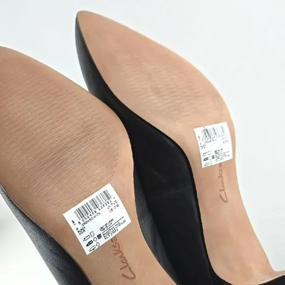 Clarks Crewso Wick Women's Black Leather Dress Shoe Kitty Heel Pointy Toe Sz 10M