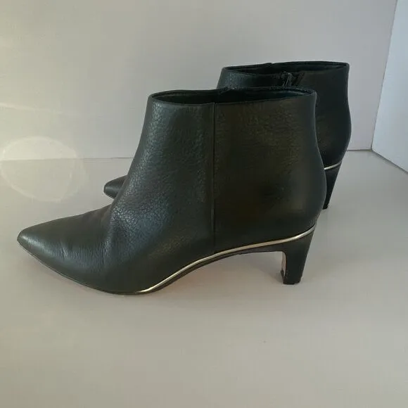 Clarks Ellis Eden Black Leather Heeled Dress Booties Size 8 Office Business Wear