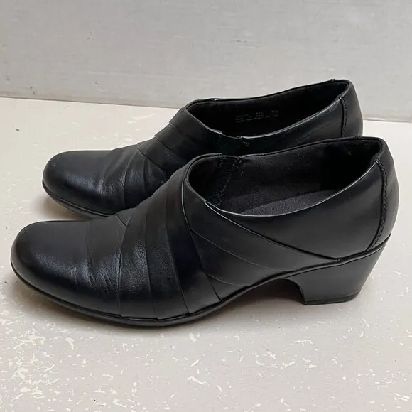 Clarks Slip On Shoes Women's 8.5 Black Leather Goth Cushioned Block Heel Career