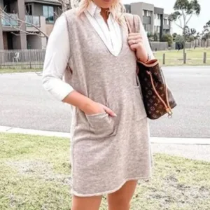 Classic V neck Pockets Minimalist Sweater Dress