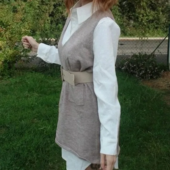 Classic V neck Pockets Minimalist Sweater Dress