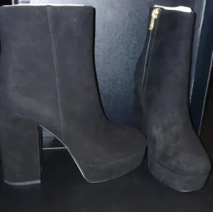 Coach, Chic Black Suede Ankle Boots, size 5.5 New In Box!