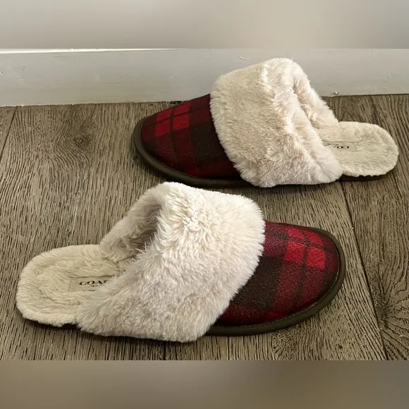 Coach Red Plaid Ziva Faux Fur Lined Slippers Women’s size 9.5