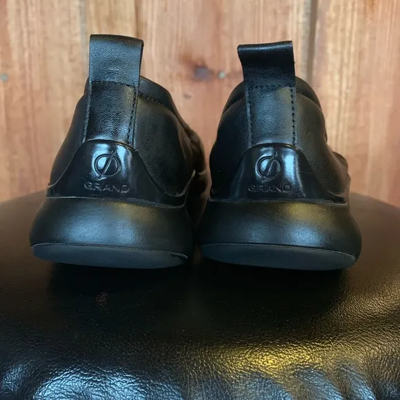Cole Haan 3 ZeroGrand Slip-On Ruched Black Ballet Flat Size 7B Leather/Manmade