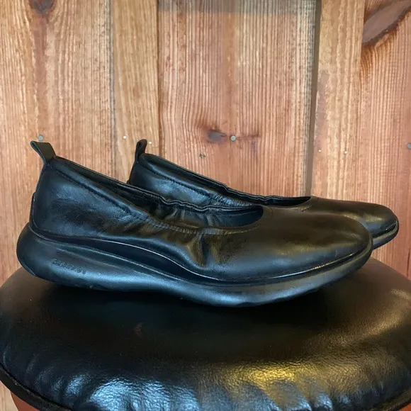 Cole Haan 3 ZeroGrand Slip-On Ruched Black Ballet Flat Size 7B Leather/Manmade