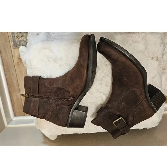 Cole Haan Distressed Brown Friar Ankle Boots Size 9