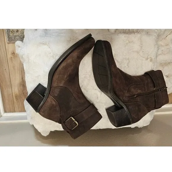 Cole Haan Distressed Brown Friar Ankle Boots Size 9