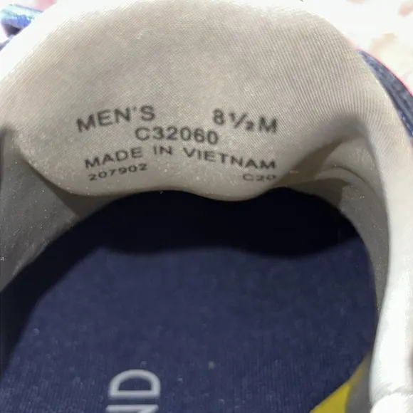 Cole Haan Men's shoes 8.5 Original Grand 360 Like new only worn twice
