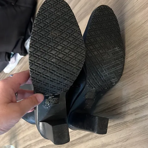 COLIN STUART BLACK LEATHER ANKLE BOOTS 7.5