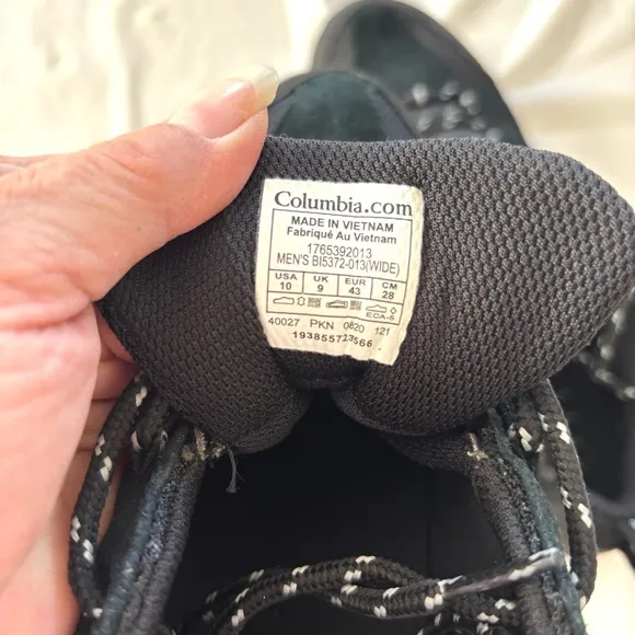 Columbia Men's Crestwood Waterproof Black hiking Shoes SZ 10 NWT