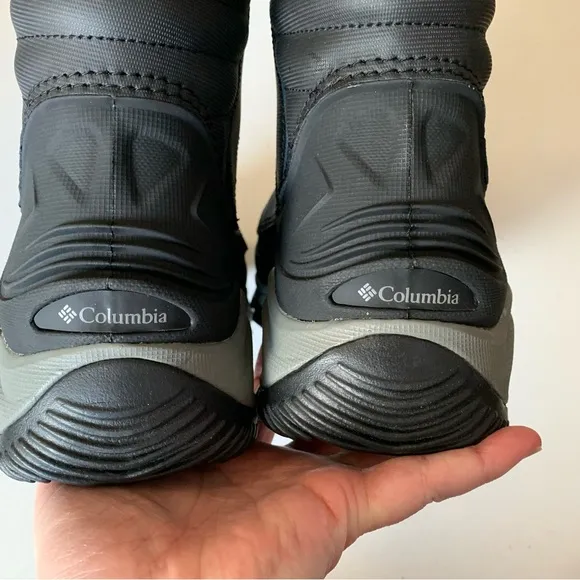 Columbia Men’s Size 9.5 Wide Bugaboot III In Black &amp; Red NEW IN BOX
