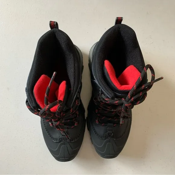Columbia Men’s Size 9.5 Wide Bugaboot III In Black &amp; Red NEW IN BOX