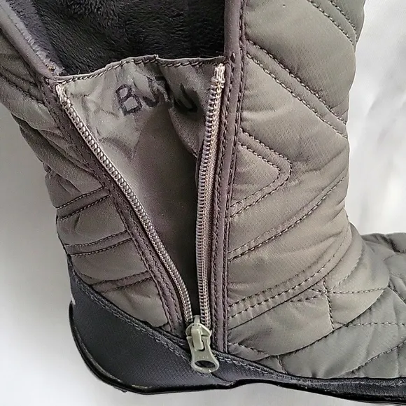 Columbia Winter Snow Waterproof Grey Boots w/ Omni-heat &amp; Omni-grip - Unisex 4Y