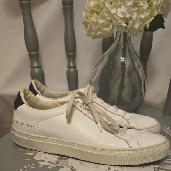 Common Projects White Leather Sneakers Minimalist Design