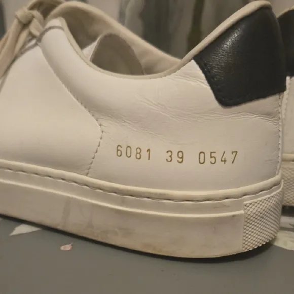 Common Projects White Leather Sneakers Minimalist Design