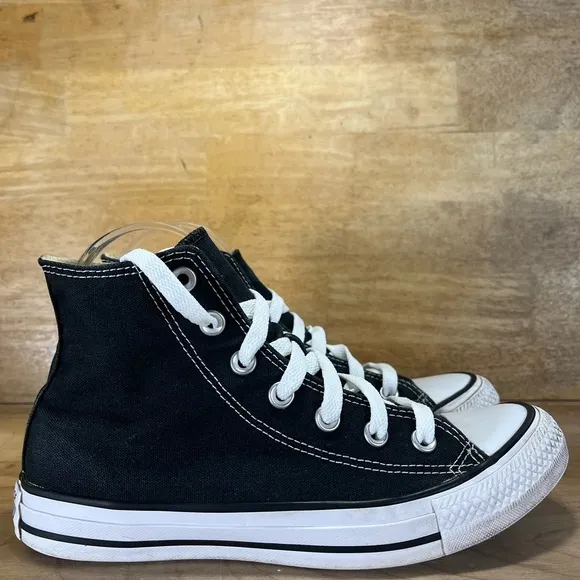 Converse Chuck Taylor All Star Hi Womens Size 7.5 Shoes Sneakers Black M9160