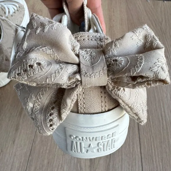 ⭐Converse Chuck Taylor All Star Lift Bow Womens Shoes Sz 10 Embroidered A10246C