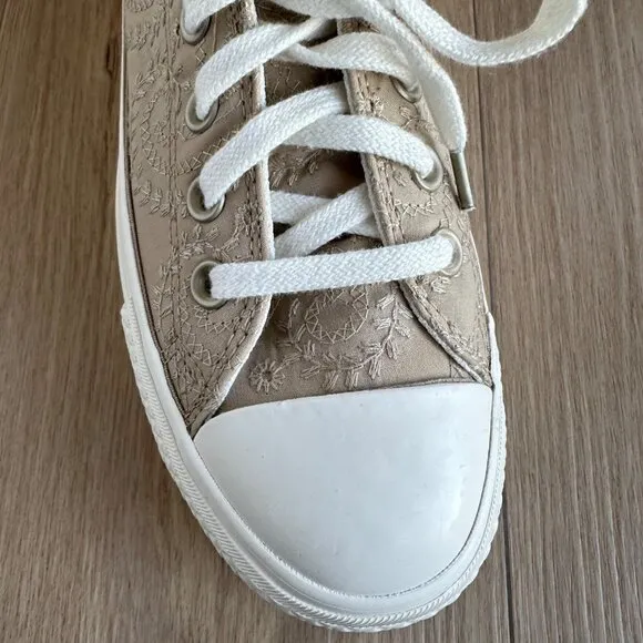 ⭐Converse Chuck Taylor All Star Lift Bow Womens Shoes Sz 10 Embroidered A10246C