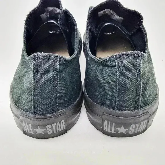 Converse Chuck Taylor All Star Lowtop All Black Monochrome - 8/10