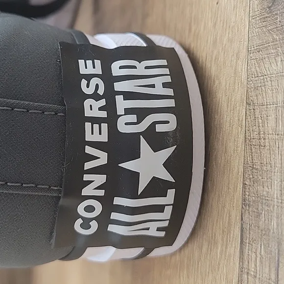 Converse Kids Gray Sneakers. Converse shoes in the box no lid authentic uper tex