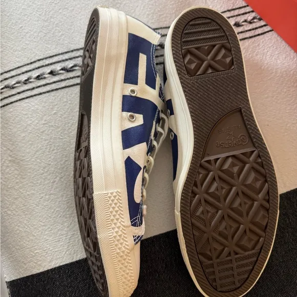 Converse Mens White and Blue Sneakers