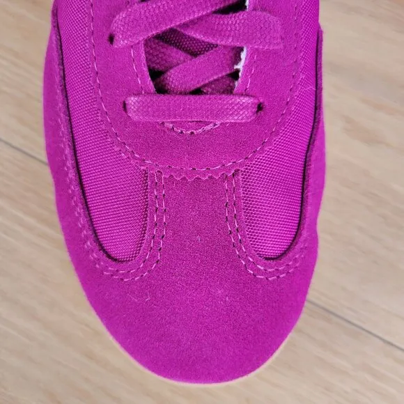 ⭐Converse Run Star Trainer Ox Size 7.5 Womens Casual Shoes Suede Violet A13361C⭐