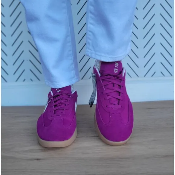 ⭐Converse Run Star Trainer Ox Size 7.5 Womens Casual Shoes Suede Violet A13361C⭐