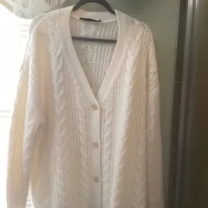 COPY - Jenni Kane luxury brand xl cabled ivory cardigan