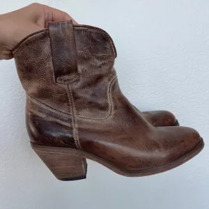 Corral Western Ankle Booties Size 8