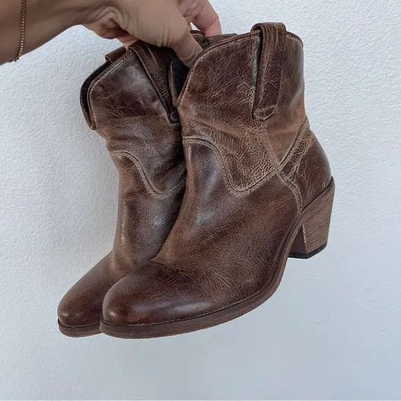 Corral Western Ankle Booties Size 8