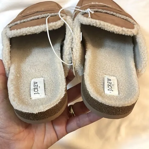 Cozy Tan Slippers with Faux Fur Lining