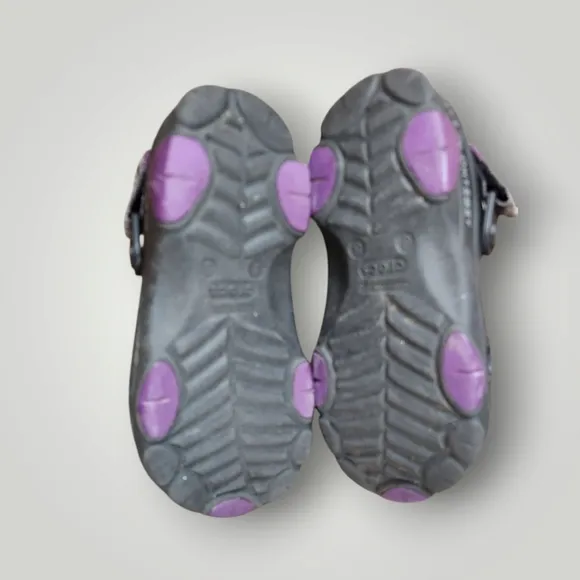 Crocs Black Panther Kids Black and Purple Shoes with Silver Accents size 3 J3