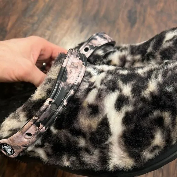 Crocs Classic Fur Sure Clogs Fuzzy Slippers House Shoes Size Mens 11 Women 13