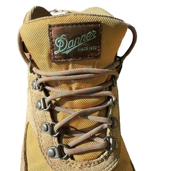 DANNER Jag Hiking Boots Women’s 8 Brown Tan Leather Lace Up Gorpcore