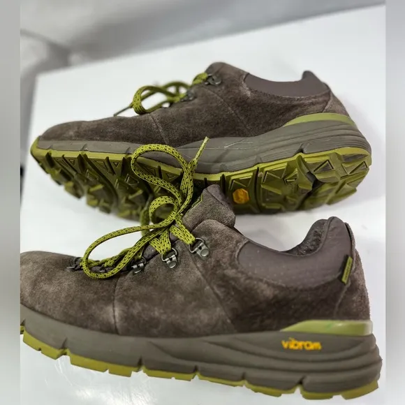 Danner - Stylish Brown Suede Hiking Shoes with Green Laces, size 10.5 / 44.5